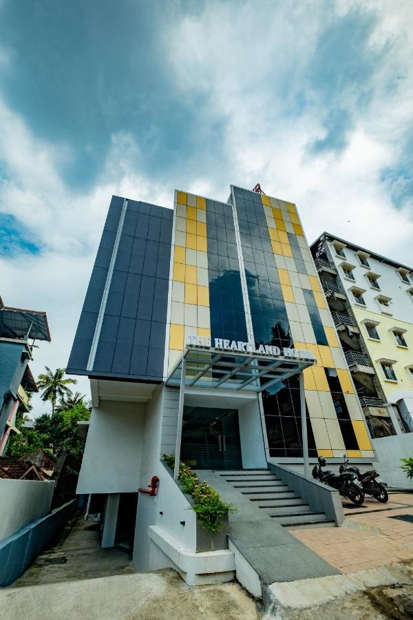 The Heartland Business Hotel, Trivandrum Тривандрум Экстерьер фото
